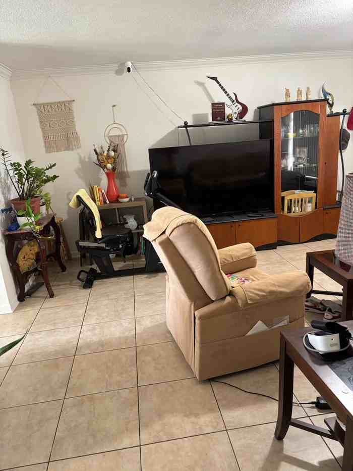 2502 W Commercial Blvd - Photo 6 of 11