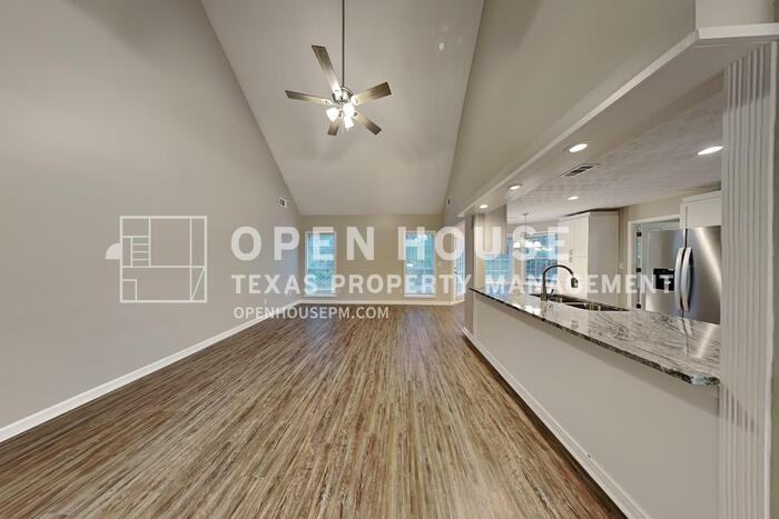 5022 Cliff Top Drive - Photo 5 of 24