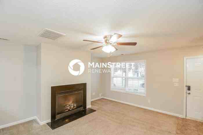 808 Woodside Park Lane - Photo 2 of 17