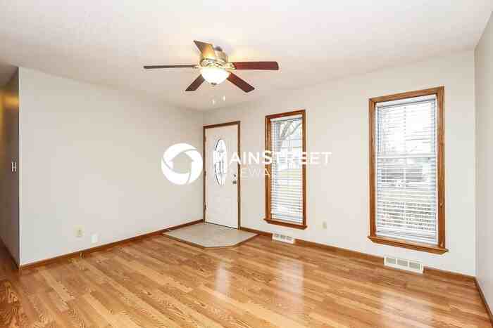 201 Ellison Way - Photo 2 of 17