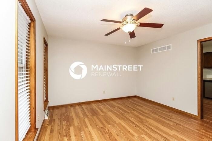 201 Ellison Way - Photo 3 of 17