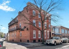 869 Hollins St #3F - Photo 1 of 1