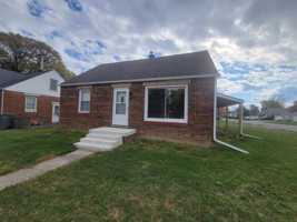 featured image of 2381 Lakewood Ave #NA