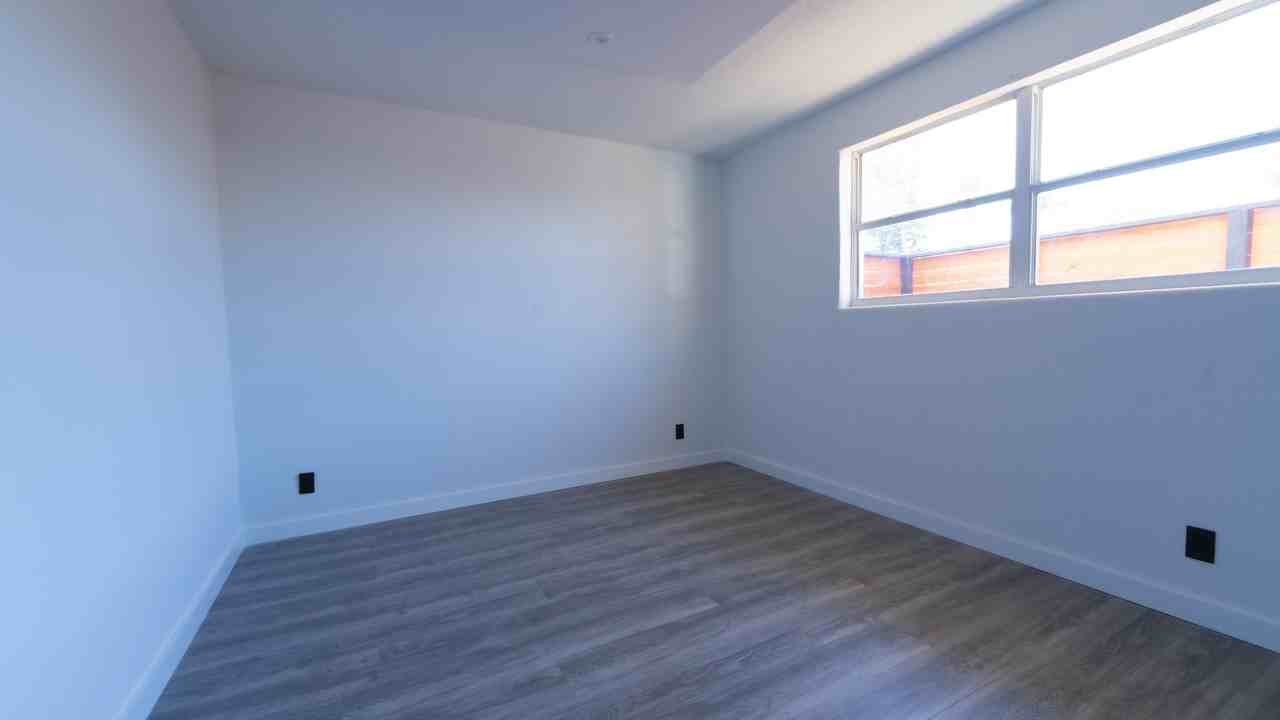 321 Cornell Dr #NA - Photo 4 of 31