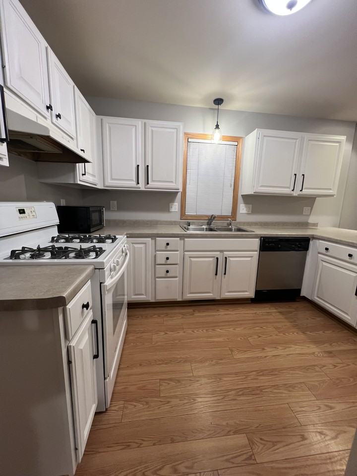 6036 W Mitchell St - Photo 5 of 8