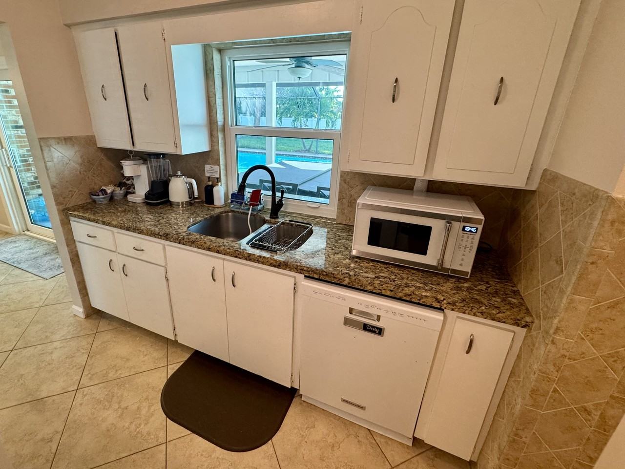 302 Se Lancaster Ave #NA - Photo 7 of 9