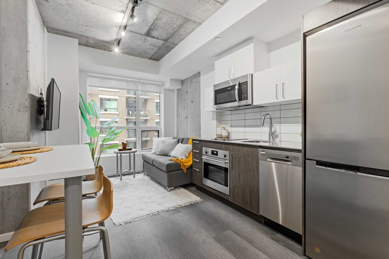 ALMA @ ByWard Market - Photo 2 of 27