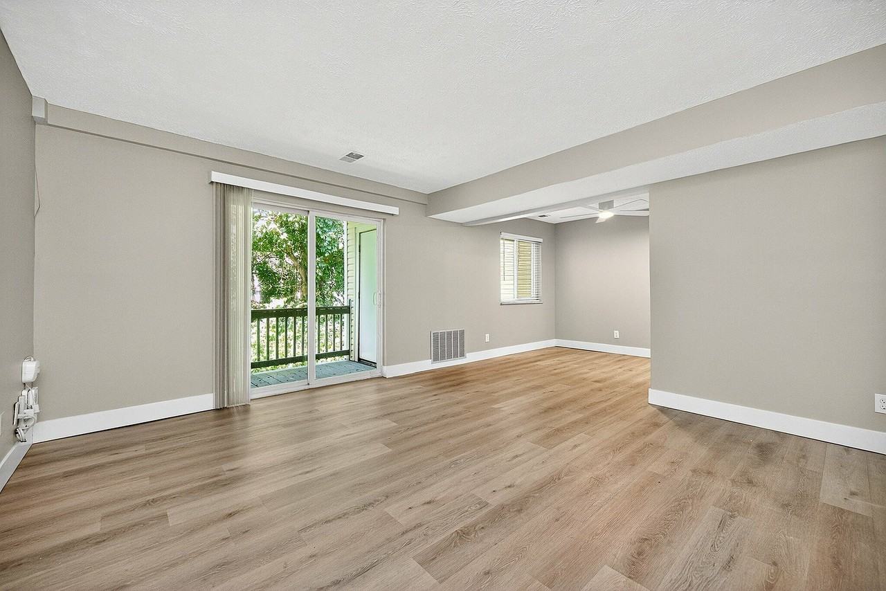 Mariemont Woods - Photo 4 of 44