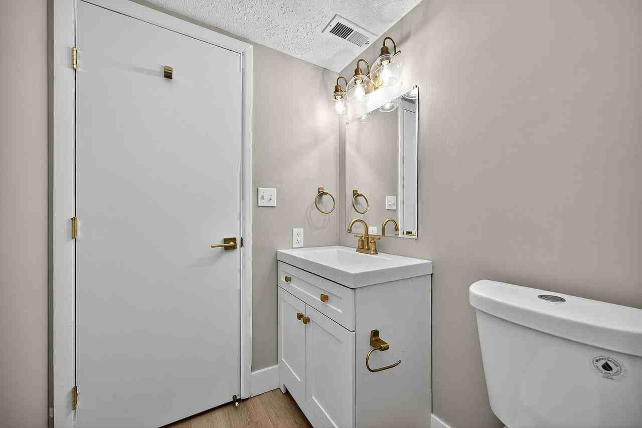 Mariemont Woods - Photo 5 of 44