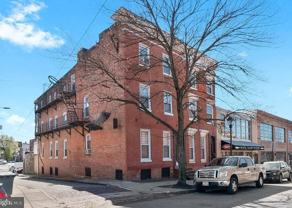 869 Hollins St - Photo 1 of 1