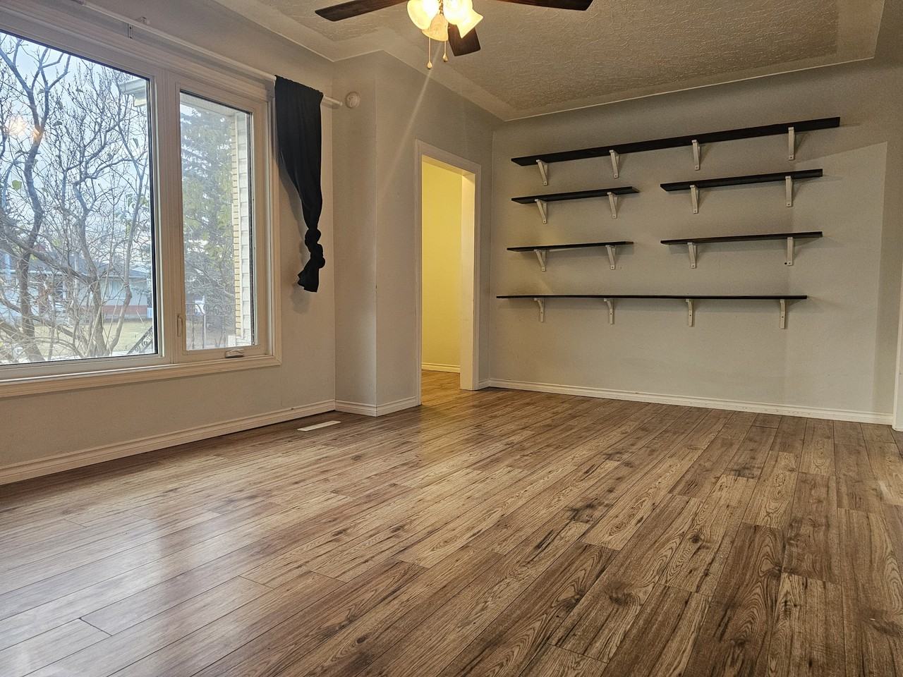 12905 72 St Nw #MAIN - Photo 3 of 15