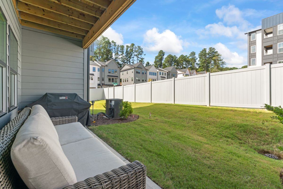 4705 Cypress Tree Ln - Photo 6 of 28