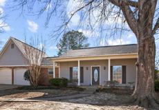 320 Pebble Creek Dr - Photo 1 of 1