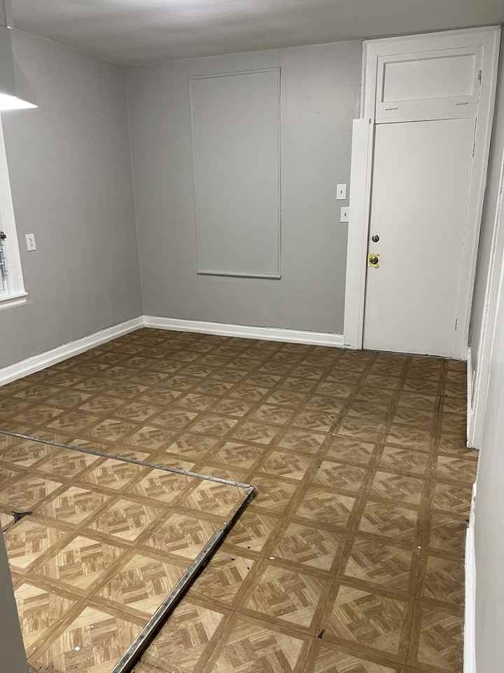 8362 S Brandon Ave #1R - Photo 3 of 12