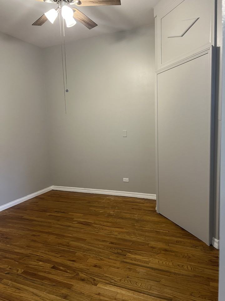 8159 S Coles Ave #1F - Photo 5 of 15