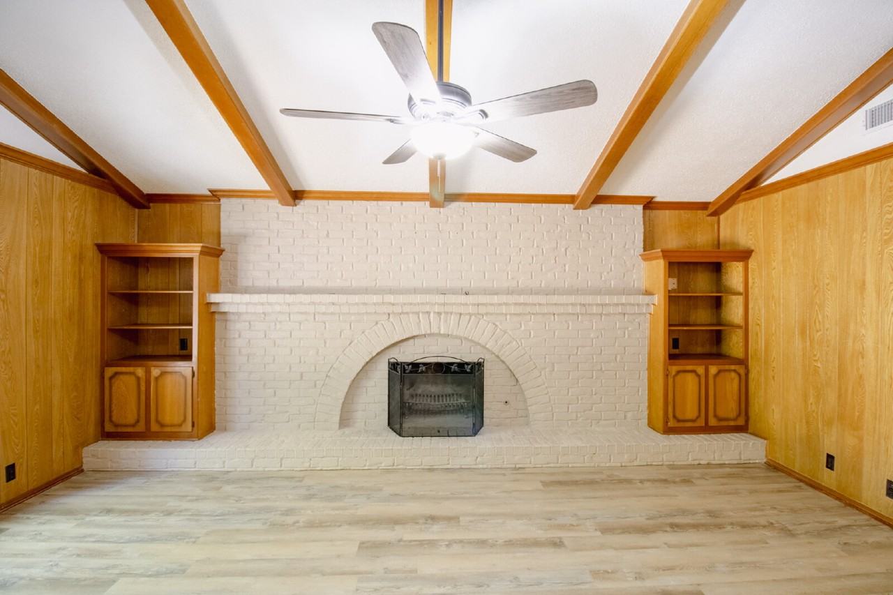 5113 71st St - Photo 3 of 14