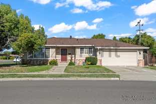 38440 Farwell Dr - Photo 1 of 1