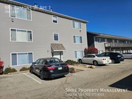 featured image of 981 Emmons St Apt 1 #Apt 1