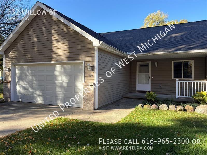 332 Willow St - Photo 2 of 2