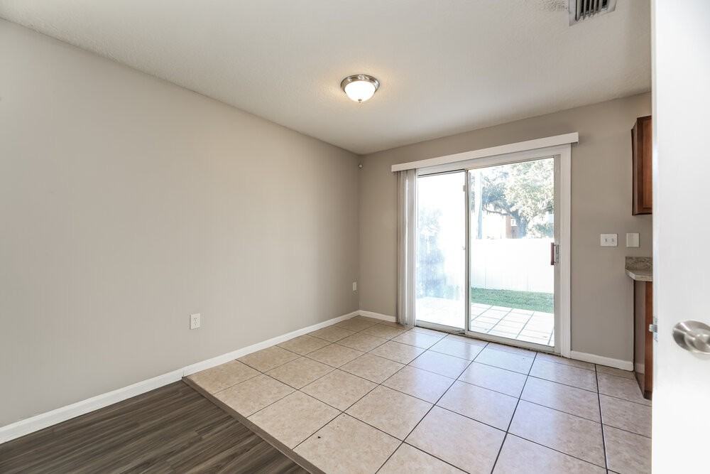 7899 Cherry Blossom Dr N - Photo 5 of 16