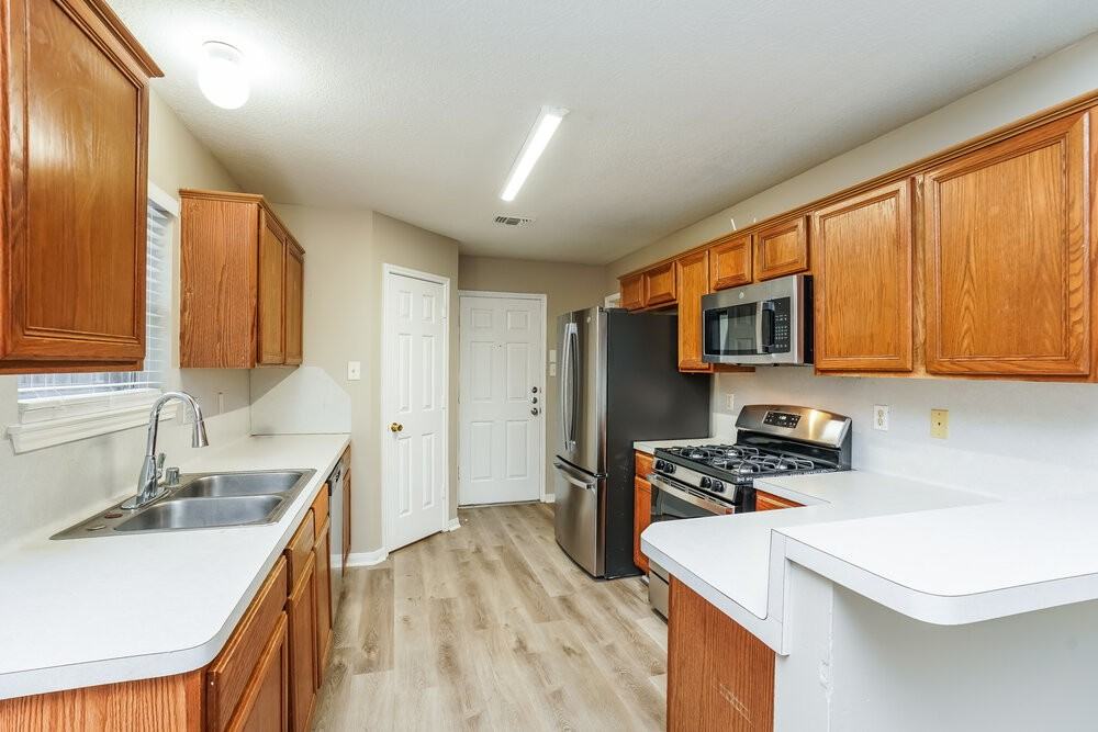 23115 Sandpiper Trl - Photo 7 of 16