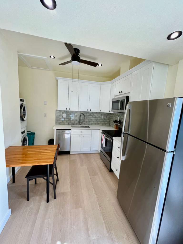 1798 Morrill Ave #2 - Photo 6 of 9