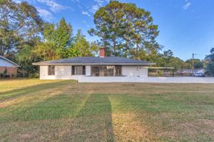 featured image of 895 Greg Dr