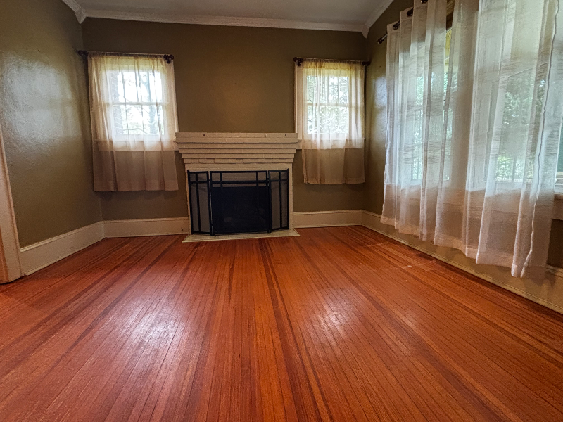 201 Woodside Ave - Photo 7 of 13