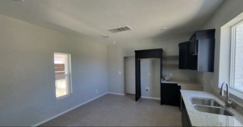 231 Francis St #A - Photo 7 of 11