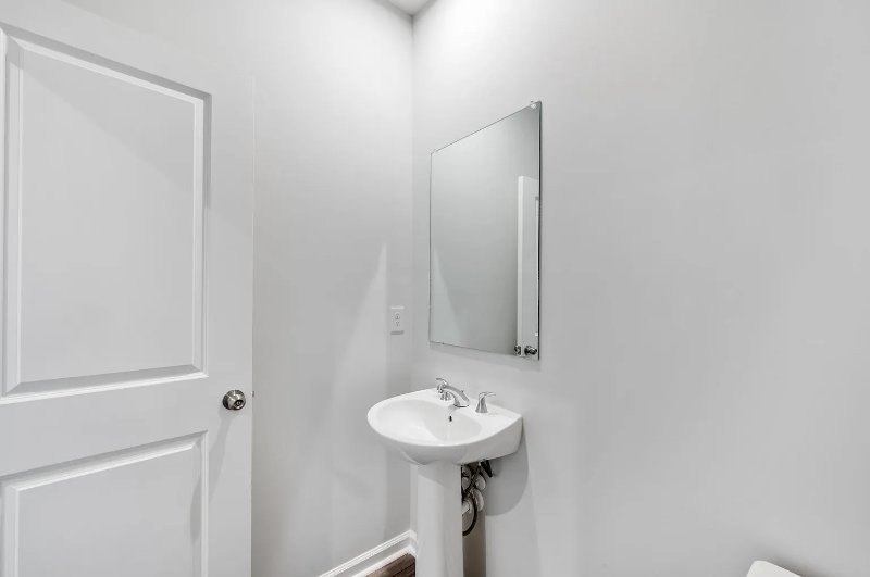 809 Cameron Trl - Photo 2 of 17