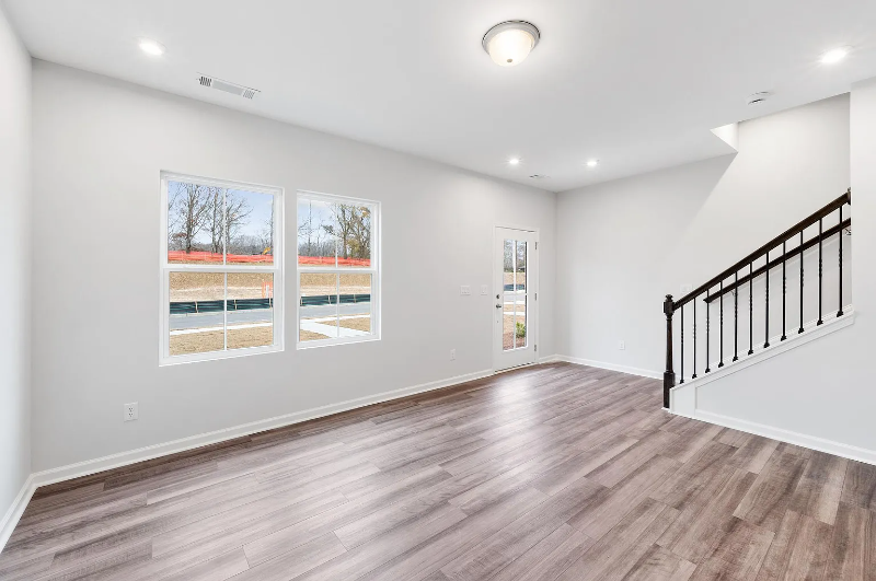 809 Cameron Trl - Photo 3 of 17