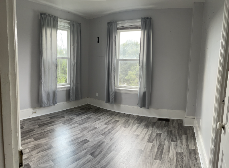 721 W 2nd Ave - Photo 2 of 12
