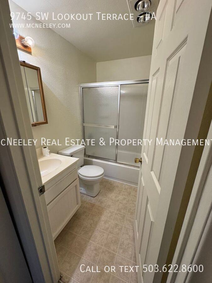 9745 Southwest Lookout Terrace #A - Photo 5 of 10