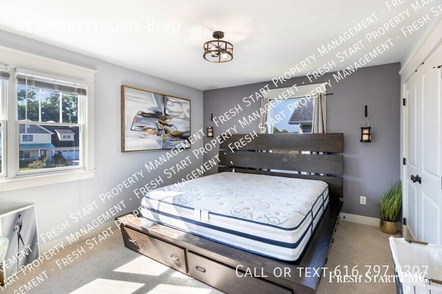 611 Marketplace Blvd - Photo 6 of 37