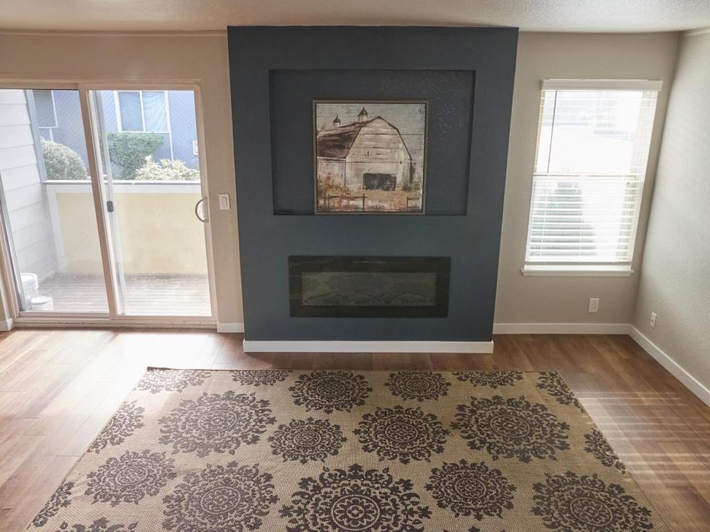 9919 4th Ave W, Unit 3 - Photo 4 of 11