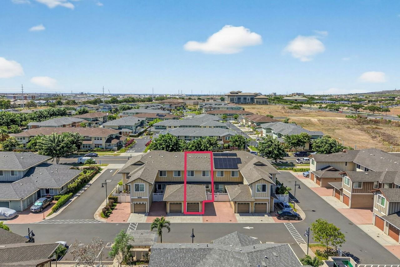 724 Kakala Street, Unit 1303 - Photo 4 of 35