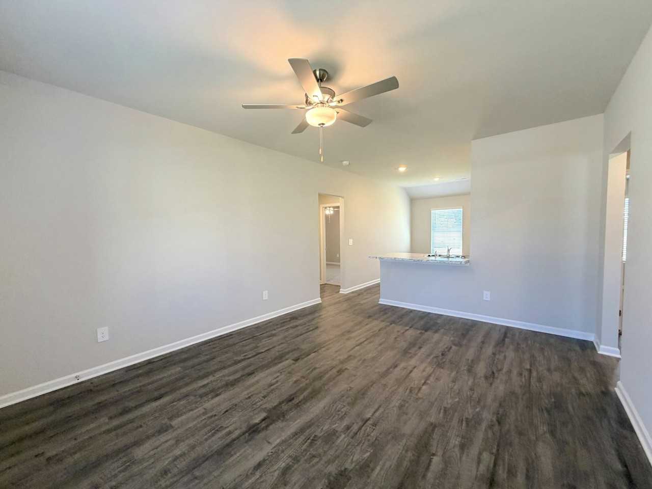 107 Olde Hearth Rd - Photo 4 of 28