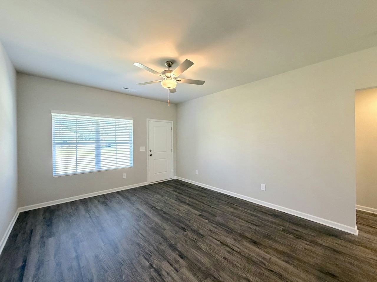 107 Olde Hearth Rd - Photo 7 of 28