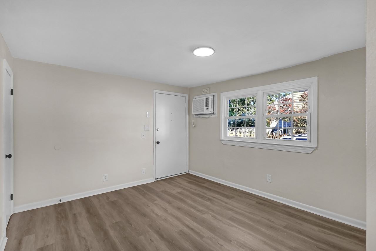 715 Fairfield Street #1 - Photo 2 of 28