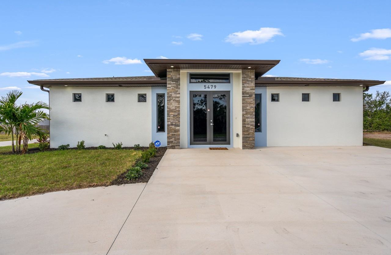 5479 S Biscayne Dr #B