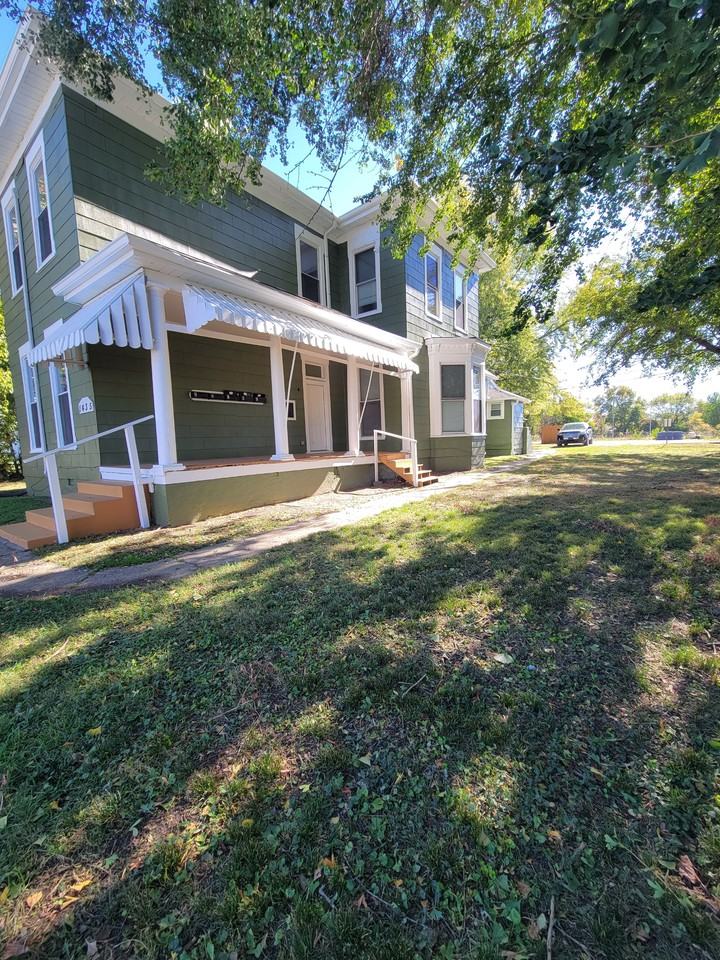 1435 East Legrande Avenue - Photo 5 of 12