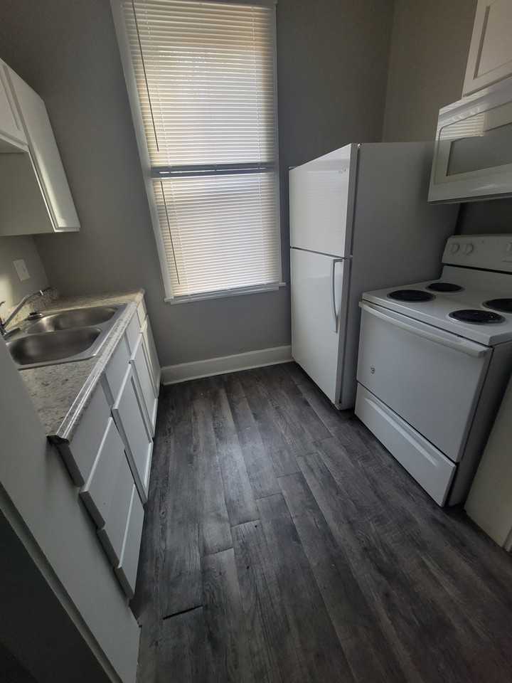 1435 East Legrande Avenue - Photo 7 of 12