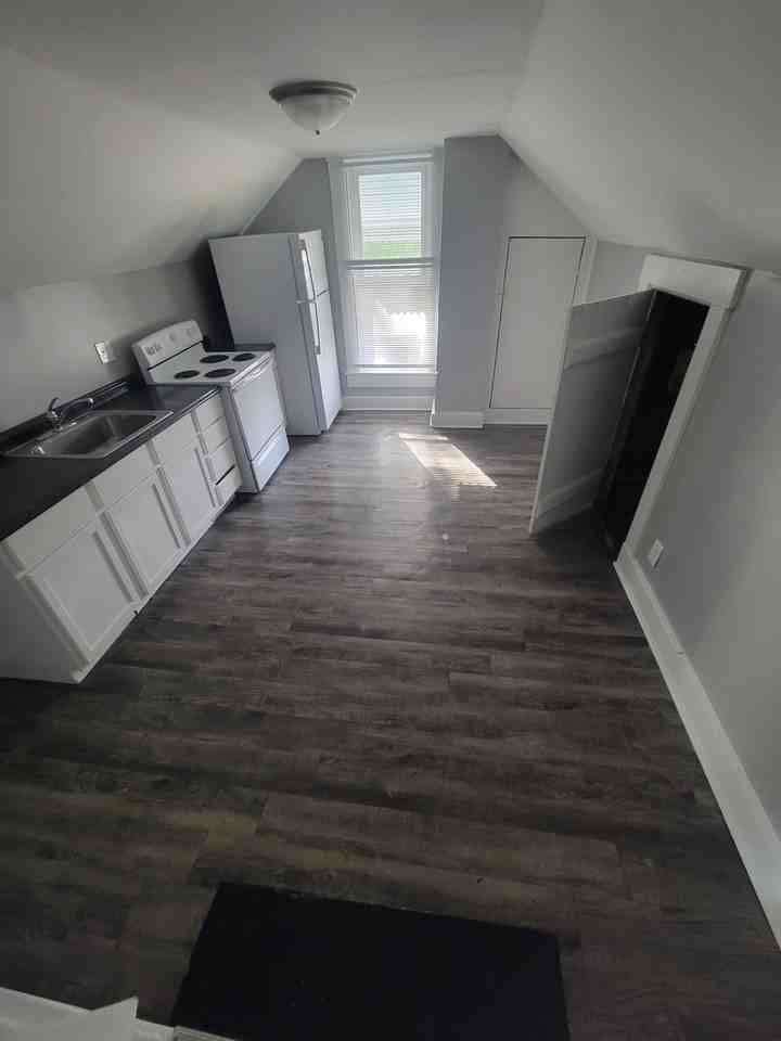 1435 East Legrande Avenue - Photo 6 of 12