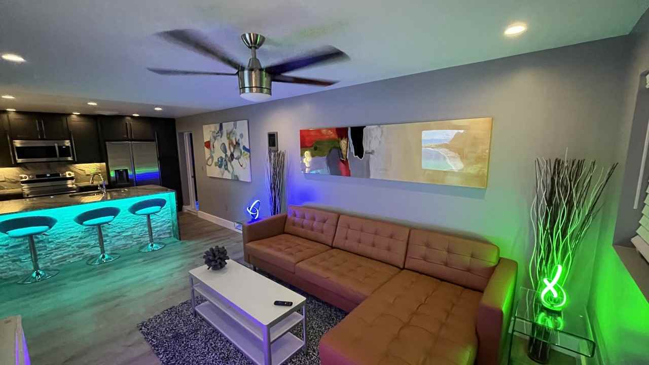 236 North Keech Street - Photo 4 of 49