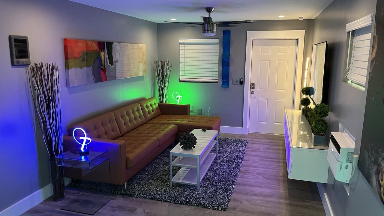 236 North Keech Street - Photo 7 of 49