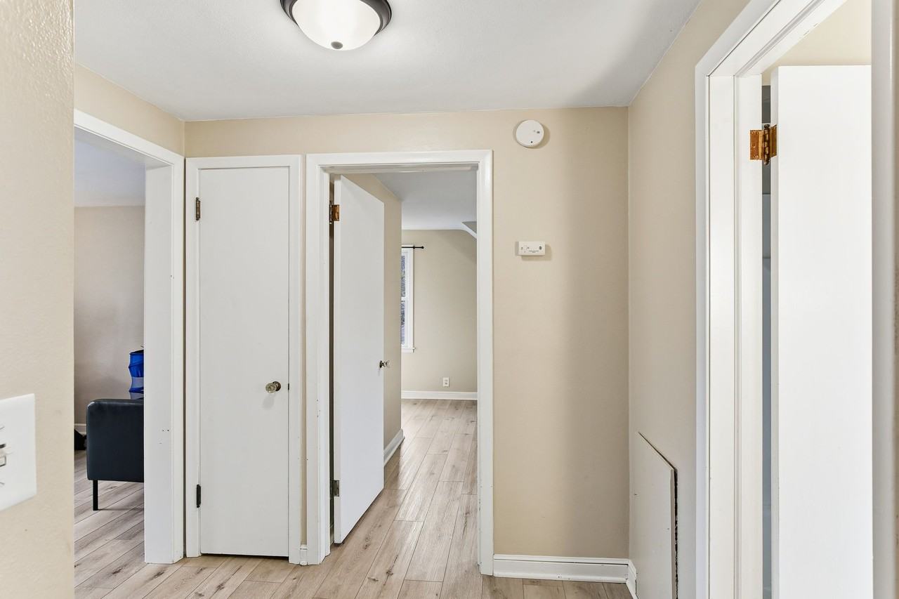 903 Manomin Ave #2UPPERFL - Photo 4 of 9