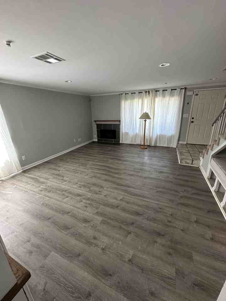 917 W State St - Photo 3 of 23