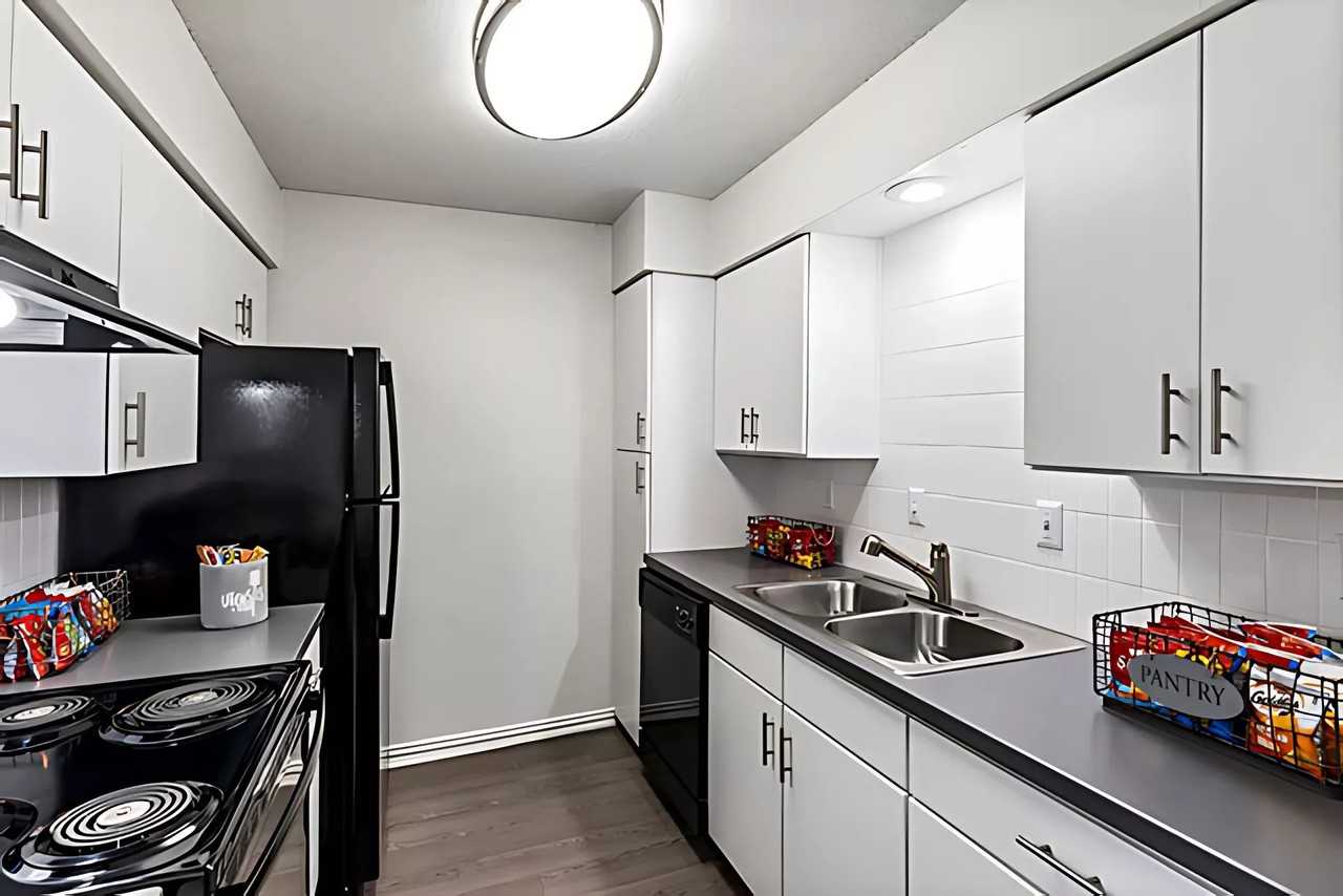 Estates at Avenstar - Photo 2 of 50