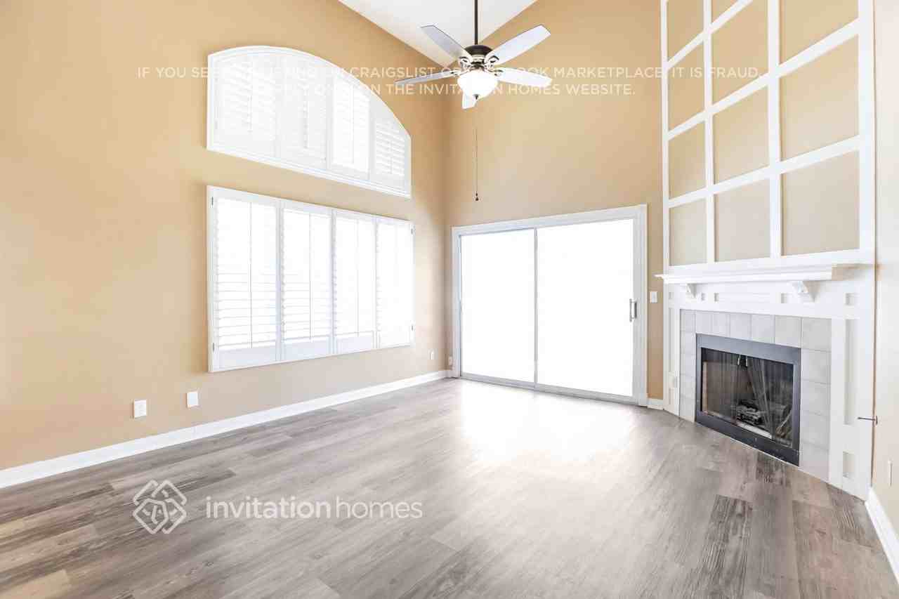 2916 Sterling Silver St - Photo 4 of 18