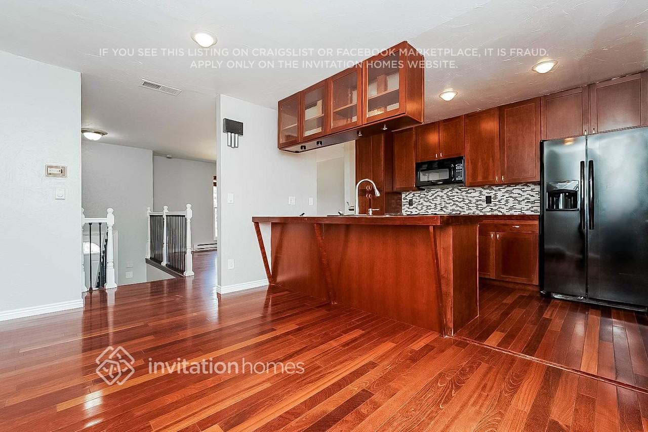 9254 Garland St - Photo 4 of 14